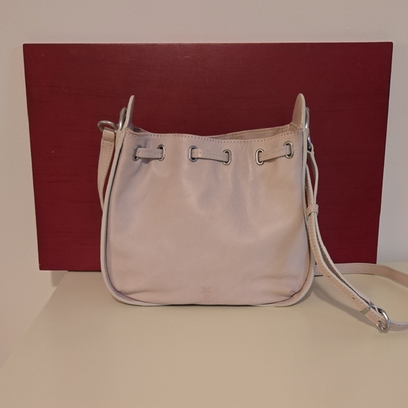 Frye Ilana Leather Small Crossbody Bag In Cream. EUC. - Picture 4 of 12